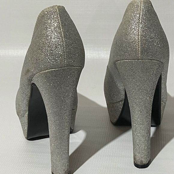 Rue 21 Silver Glitter Platform Heels – Size M (7/8) - Picture 5 of 10